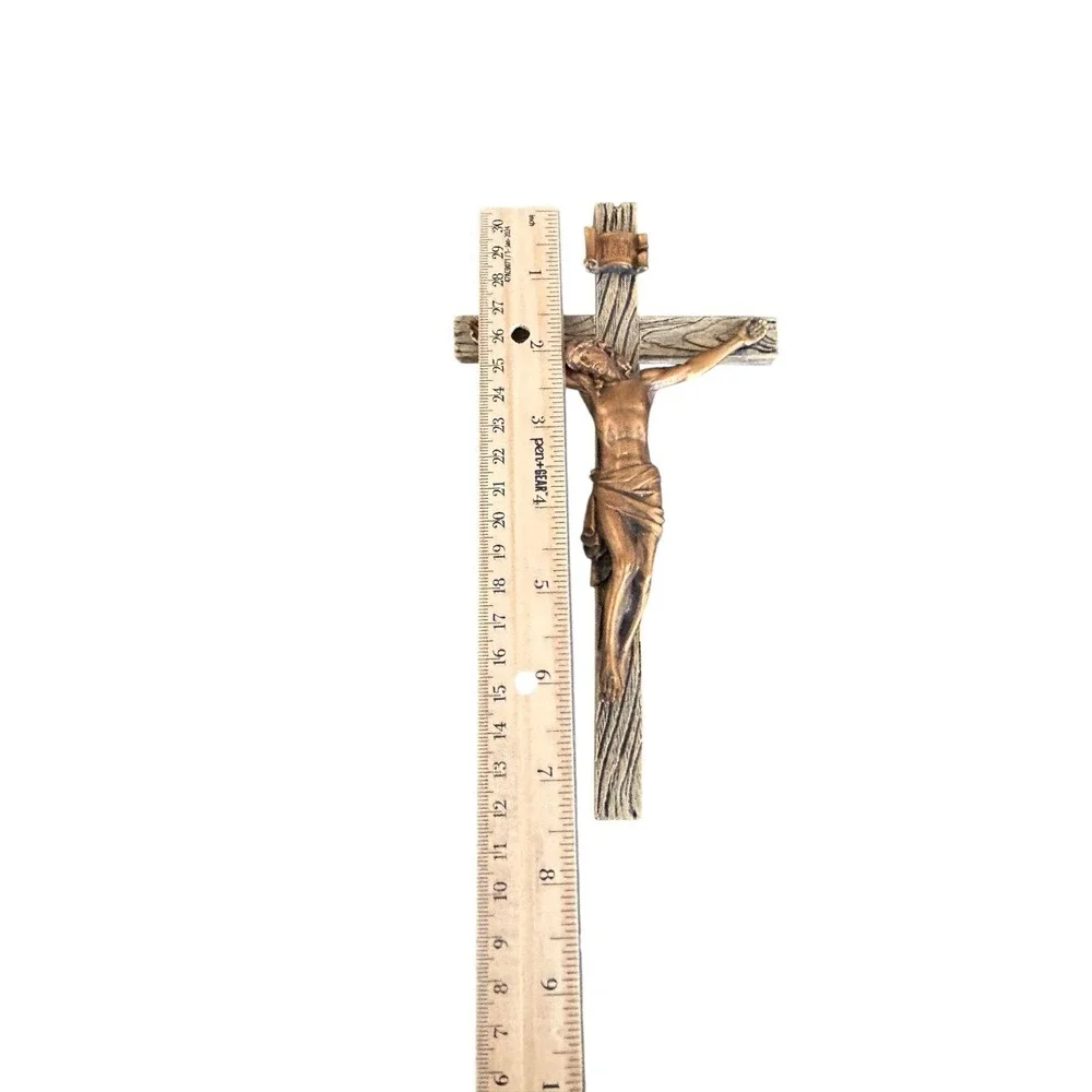 Vintage INRI Hanging Crucifix/Jesus on the Cross resin‎
